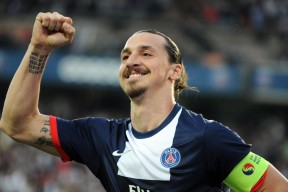 欧冠决赛：巴黎再度饮恨决赛 内马尔在替补席落泪画面被定格为心碎一幕